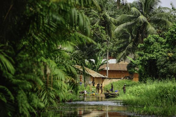 Voyage culturel  au village lcustre de Ganvié près d'Abomey-Calavi