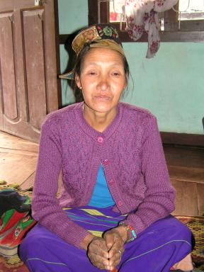Rencontre avec une femme monpa de la région de Dirang en Arunachal Pradesh occidental