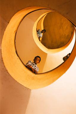 Découverte d'un escalier architecturel à Asmara