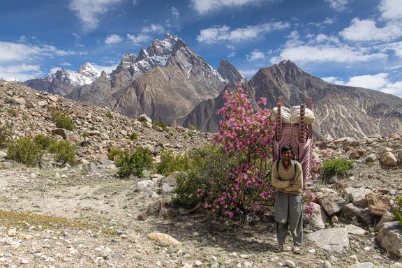 Rencontre porteur baltis Askole au Pakistan