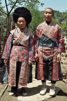Trek vers des femmes miao de Dingxin au nord-est du Guizhou