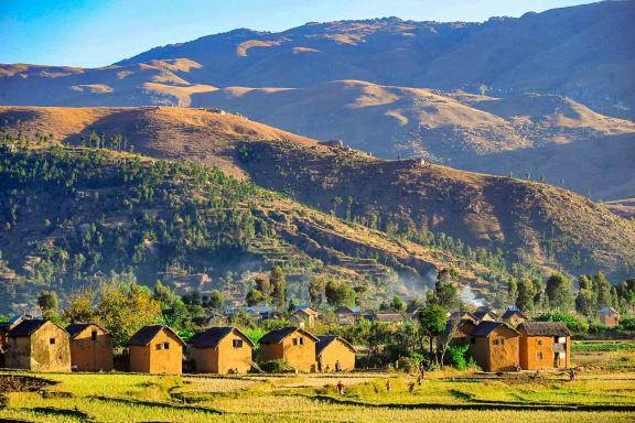 Trek vers un village des hauts-plateaux du centre malgache
