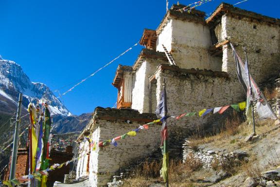 Village de Manang vers dans la région des Annapurnas au Népal