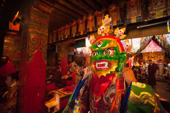 Cérémonies religieuses (Cham) au Tibet oriental en Chine