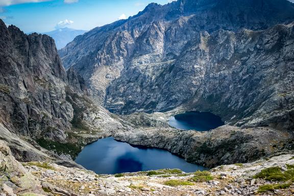 Trekking près du lac de Melu