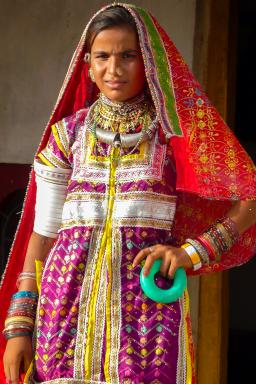 Trek vers une femme semi-nomade du Kutch au Gujarat