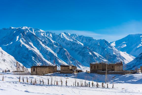 Le village de Pishu au Zanskar en hiver en Himalaya en Inde