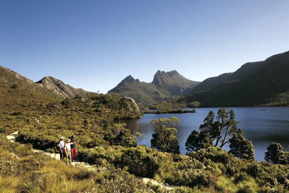 Randonnée le long du lac Dove dans les Cradle Mountains