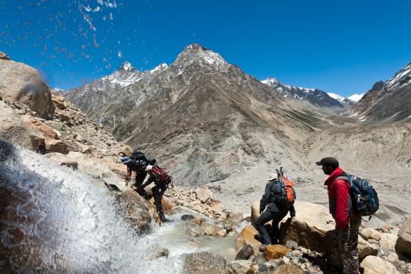 Entre Gaumukh et Tapovan près de Gangotri aux sources du Gange en Inde