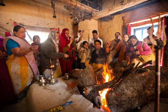 Le temple Annapurna, lieu de mariage de Shiva et Parvati à Trijugi Narayan en Inde