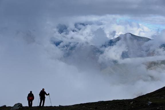 Vers le col de Nangla Bhanjyang à 5400 m au haut Dolpo au Népal