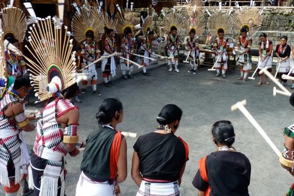 Immersion avec des villageois naga chakhesang au Hornbill festival au Nagaland