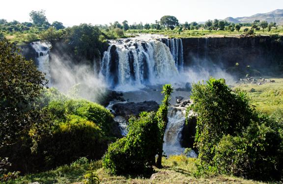 Trek vers les chutes près de Bahar Dar