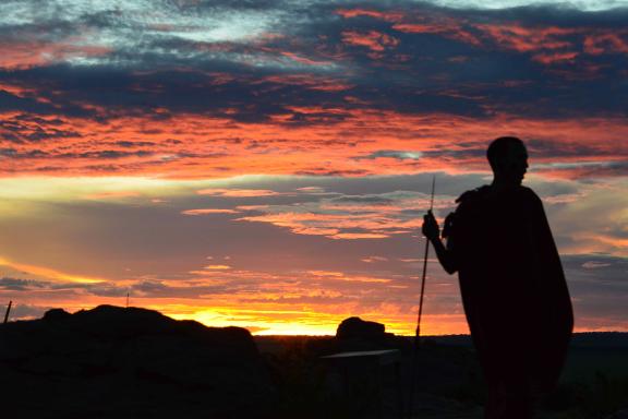 Voyage et coucher de soleil au Kenya