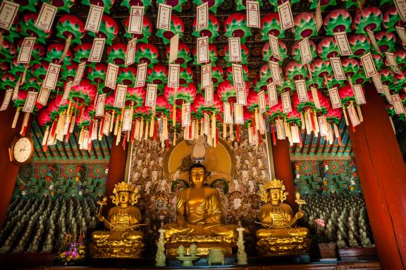 Voyage vers le temple de Girimsa près de la ville de Geyongju, province de Gyeongsanbuk en Corée du Sud