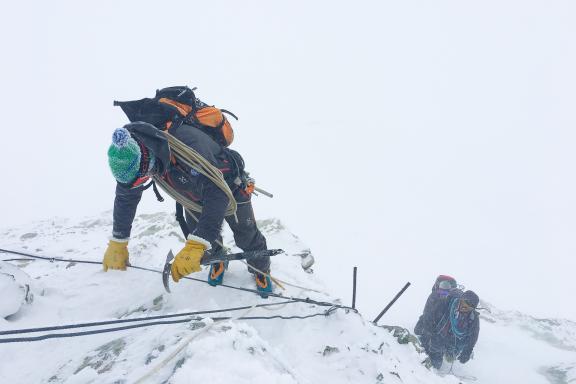 Expédition et ascension d'un col dans la vallée d'Aoste