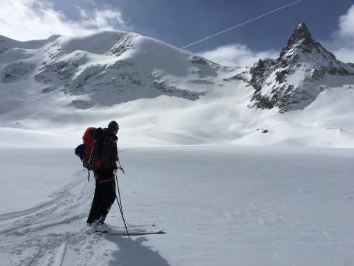 Voyage et initiation au ski de randonnée dans la vallée de l'Aoste