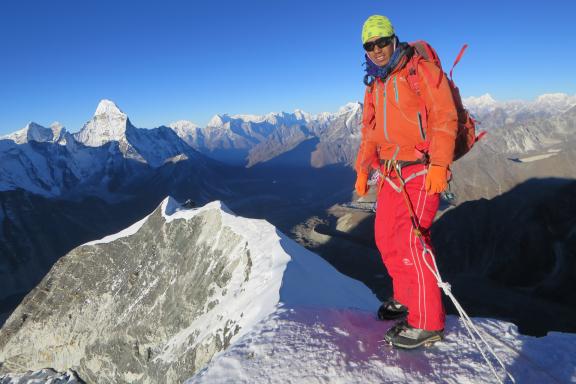 Ascension de l’Island peak à 6 189 m dans la région de l’Everest au Népal