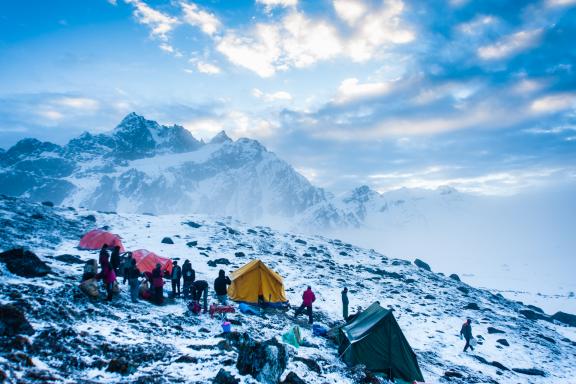 Camp de base du Lumbasumba entre Makalu et Kangchenjuga au Népal