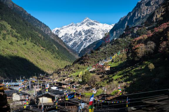 Village de Olangchungola au pied du Lumbasumba entre Makalu et Kangchenjuga au Népal