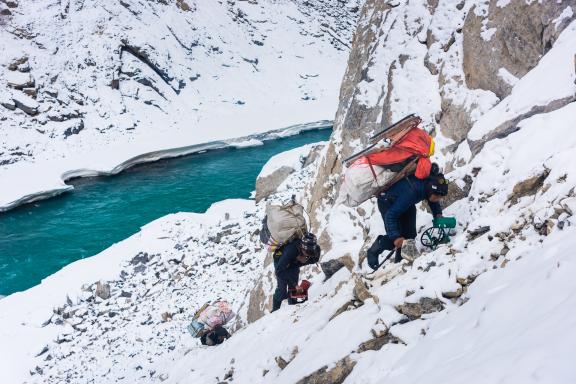 Chadar, le trek sur la rivière gelée au Ladakh Zanskar en Inde