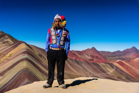 Altaquarwi : la montagne aux 7 couleurs pendant le trek de l’Ausangate au Pérou