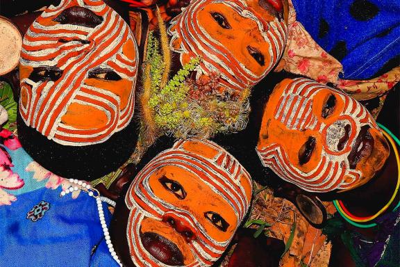 Découverte des visages peints d'enfants Suri dans le sud ouest de l'Éthiopie