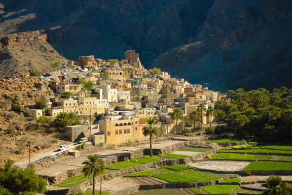 trek ver le village de Bilad Sit dans le Jebel Hajjar