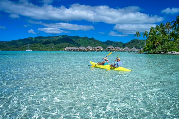 balade en canoe à Tahaa