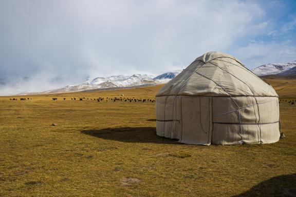 trekking vers camp et yourte traditionnelle kirghizistan