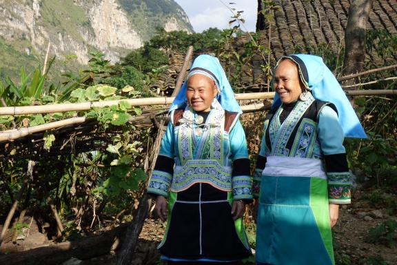 Rencontre de femmes buyi du village de Tianmen au Guizhou occidental