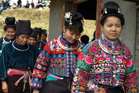 Rencontre avec des femmes miao à la fête du Double Neuf dans la région de Danzhai au Guizhou