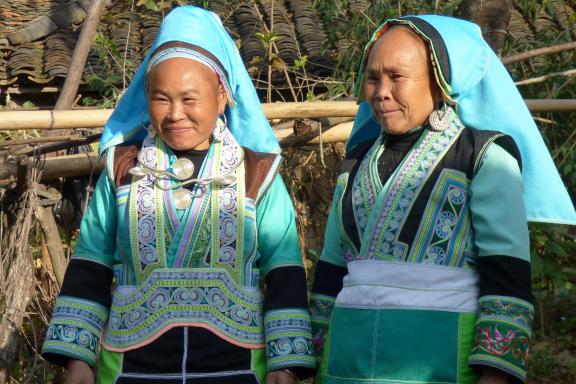 Rencontre avec des femmes buyi dans le village de Tianmen au Guizhou oriental