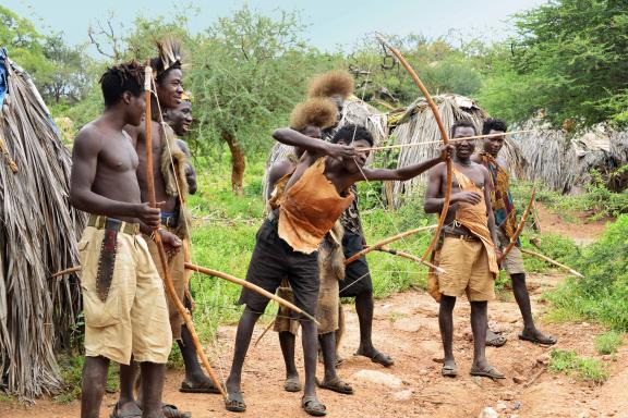 Rencontre et initiation au tir à l'arc au Kenya