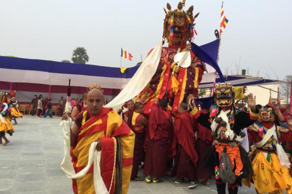 Participation à un Tsechu dans un monastère bhoutanais à Bodhgaya
