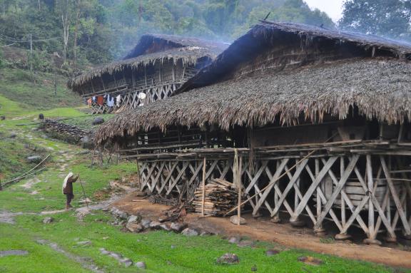 Trek vers des maisons du peuple adi gallong en Arunachal Pradesh