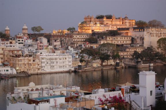 Voyage vers le City Palace et les bords du lac au Rajasthan