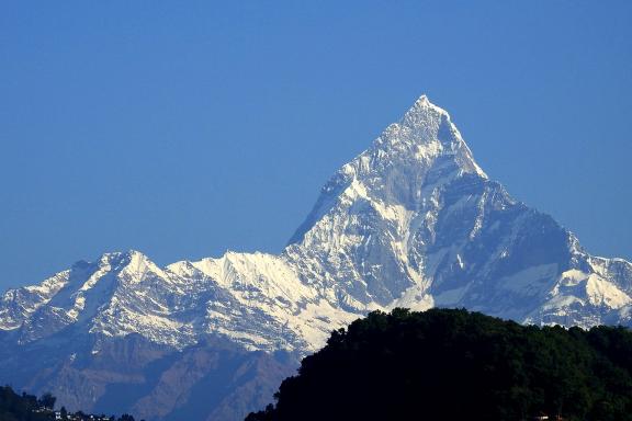 Randonnée près du Le Mardi Himal et du Machapuchare