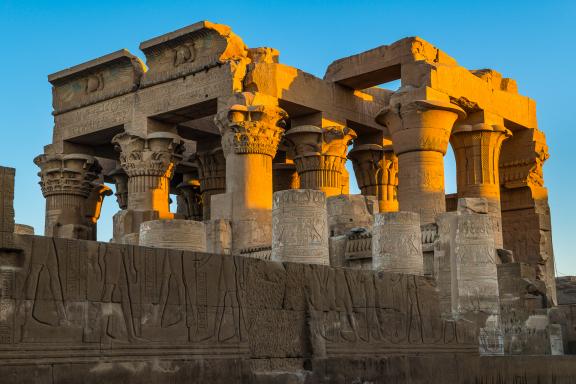 Randonnée vers le temple de Kom Ombo  en Haute Égypte