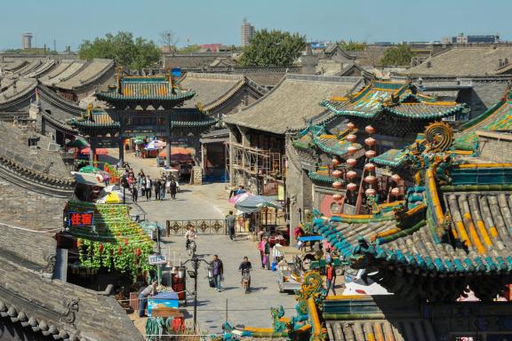 Voyage en train vers la ville ancienne de Pingyao dans la province de Shanxi