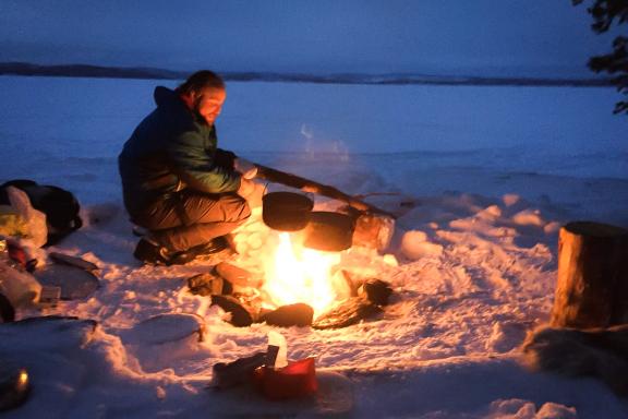 Voyage et veillée au coin du feu en Finlande