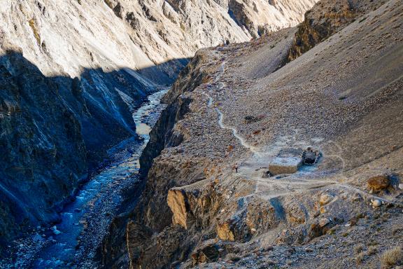 Campement et habitat traditionnels bergers wakhis Hunza