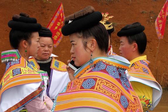 Immersion avec des femmes miao de Nankai dans une fête annuelle au Guizhou