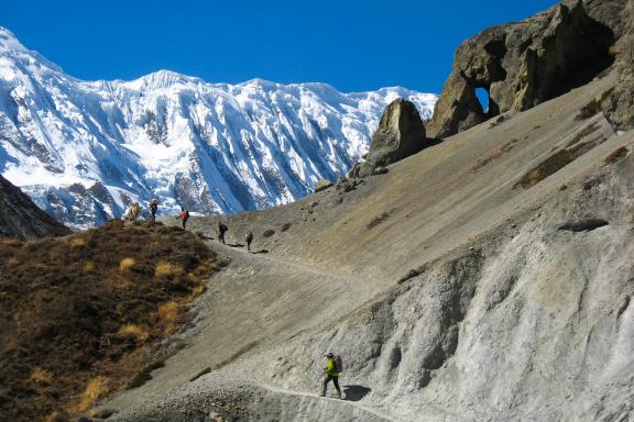 Trek ver le lac Tilicho dans la région des Annapurnas au Népal