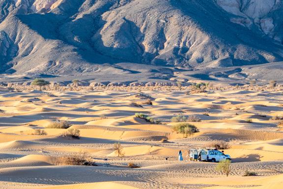 Voyage sur des dunes dans le Hoggar