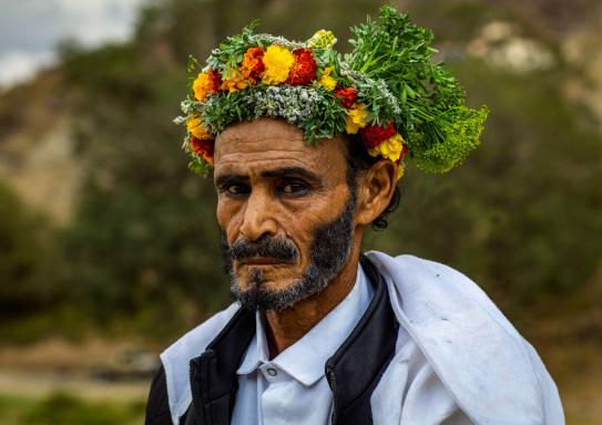 Rencontre avec les hommes-fleurs  de l'Asir