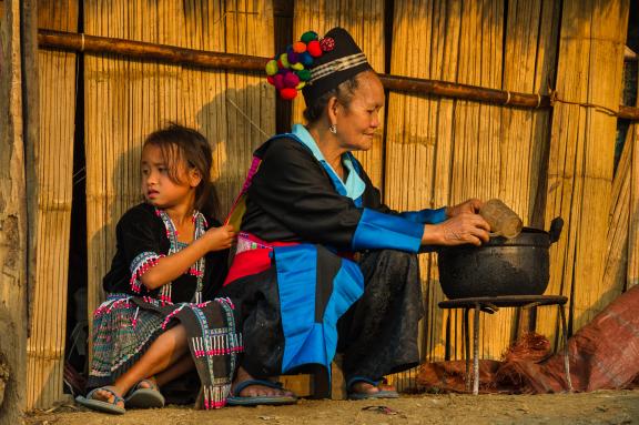 Immersion chez une famille hmong dans un village montagnard