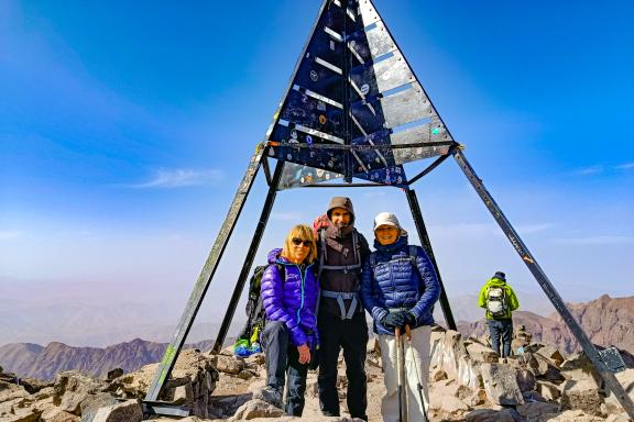 Ascension au sommet du Toubkal au Maroc