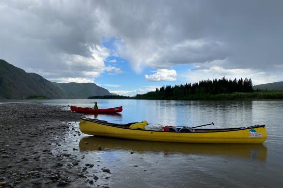 Au Canada en canoë sur la riviere yukon