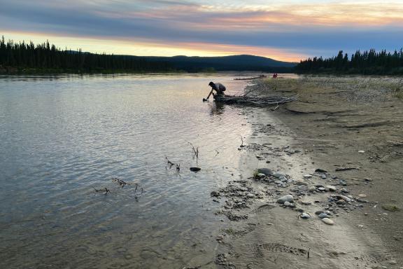 Au Canada en canoë sur la riviere yukon
